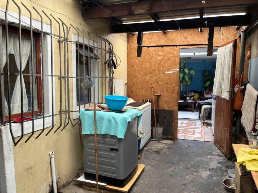  Bedroom Property for Sale in Eastridge Western Cape